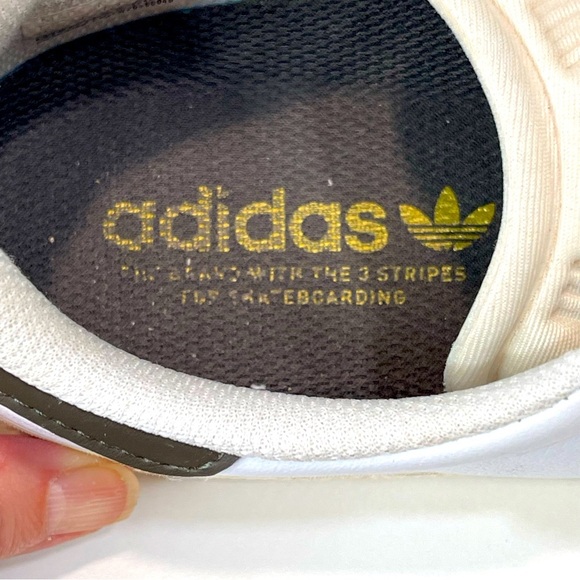 ADIDAS GAZELLE ADV SHOES Skateboarding trending - Picture 9 of 10